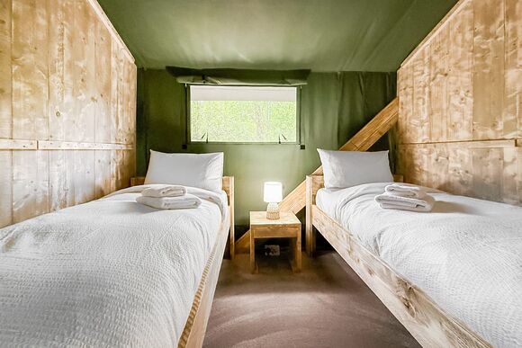 Hill Top Lodge - St Andrews Lakes, Halling