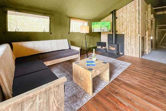 Goose Safari Lodge - St Andrews Lakes, Halling