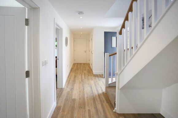 Buzzard 4 Bedroom Cottage - Stowford Farm Meadows, Combe Martin