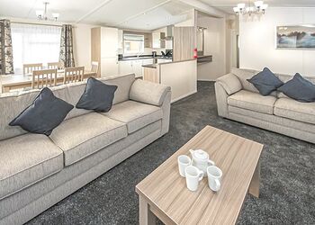 4 Bed Platinum Hot Tub Lodge - St Ives Holiday Village, Lelant, St Ives