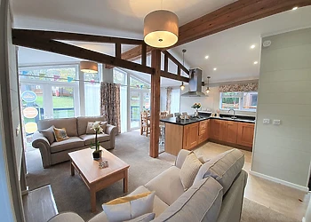 2 Bed Diamond Hot Tub Lodge 