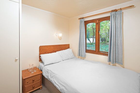 SI 2 Bed Bronze Bungalow sleeps 4