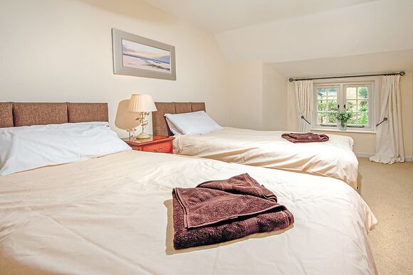 SI 2 Bed Kenegie Apartment (Sat)