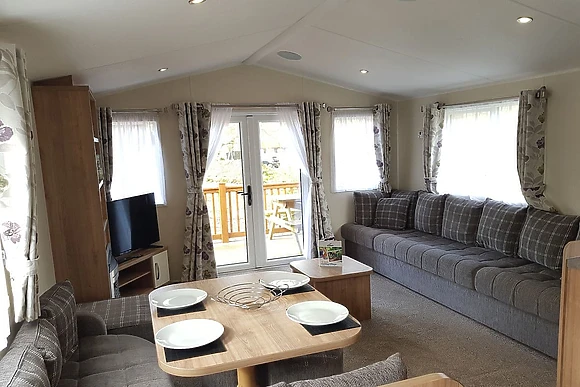 2 Bed Gold Caravan Lodge 