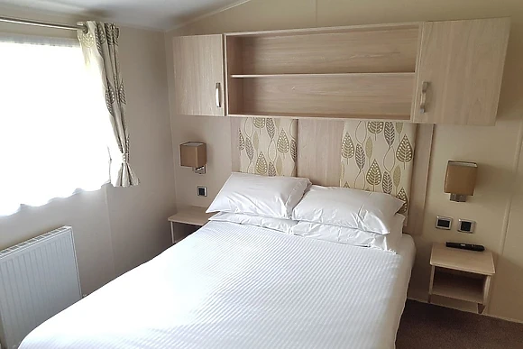 2 Bed Gold Caravan Lodge 