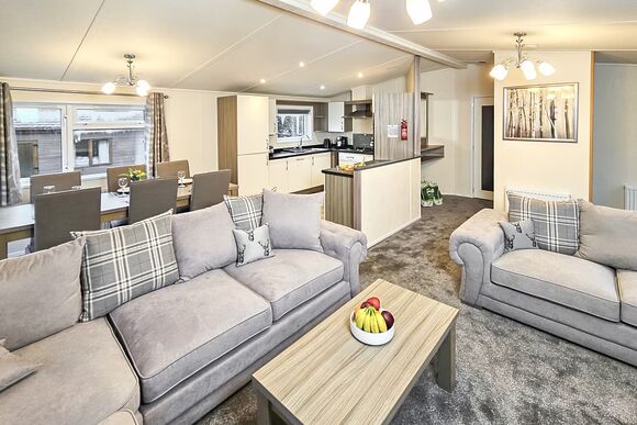 4 Bed Platinum Hot Tub Lodge - St Ives Holiday Village, Lelant, St Ives