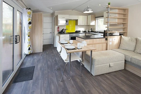 2 Bed Silver Caravan Lodge (Pet) 