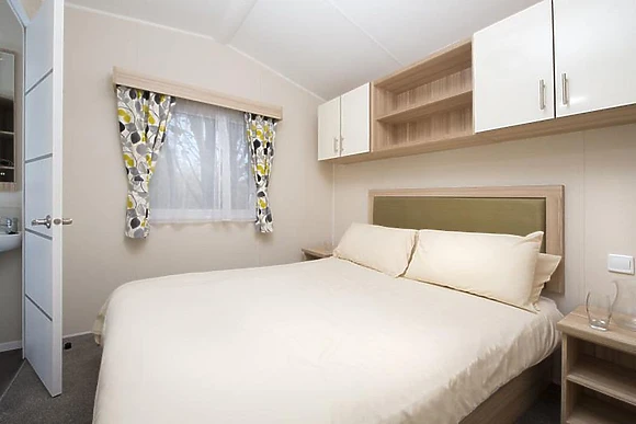 2 Bed Silver Caravan Lodge (Pet) 