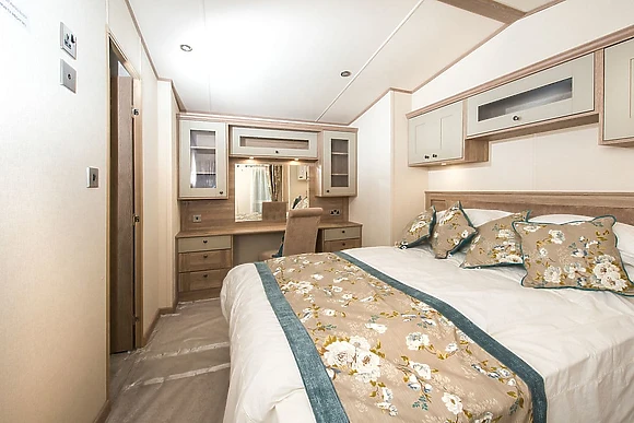 3 Bed Silver Caravan Lodge 