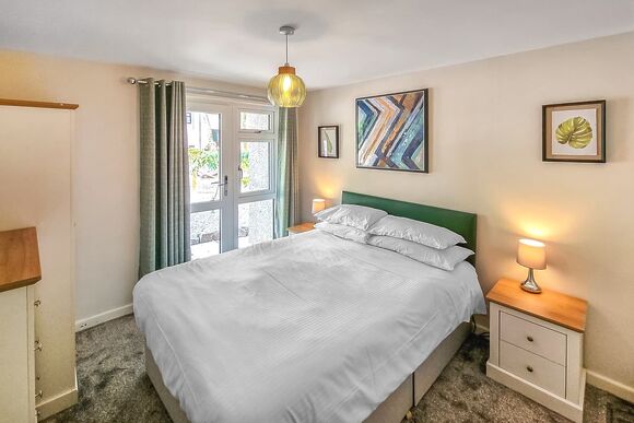 3 Bed Gold Swiss Chalet - St Ives Holiday Village, Lelant, St Ives