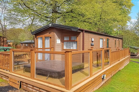 2 bed gold hot tub caravan lodge pet - St Ives Holiday Village, Lelant, St Ives