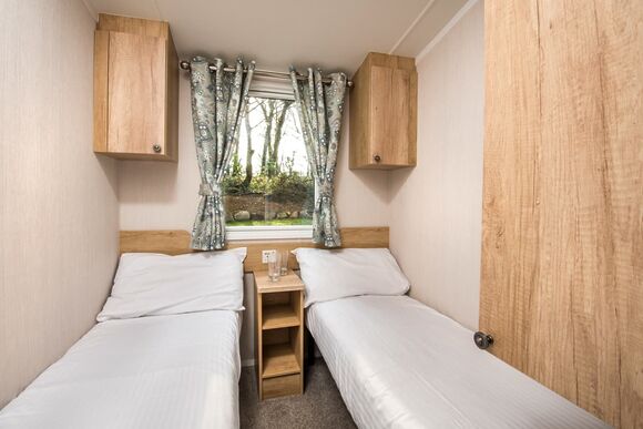 2 bed gold hot tub caravan lodge pet - St Ives Holiday Village, Lelant, St Ives