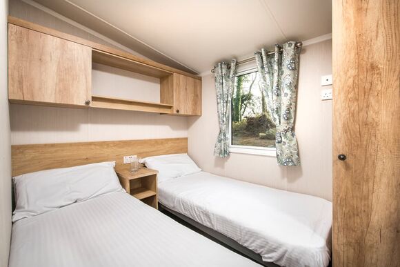 2 bed gold hot tub caravan lodge pet - St Ives Holiday Village, Lelant, St Ives