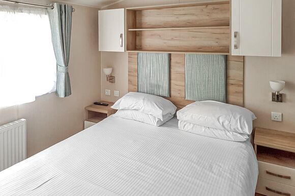 2 Bed Platinum Caravan Lodge - St Ives Holiday Village, Lelant, St Ives