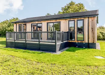 Stratford Upon Avon Lodge Retreat, Snitterfield, Stratford Upon Avon