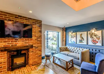 Stratford Upon Avon Lodge Retreat, Snitterfield, Stratford Upon Avon