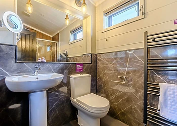 Claverdon Lodge Premier