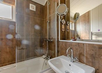 Loxley Lodge Premier