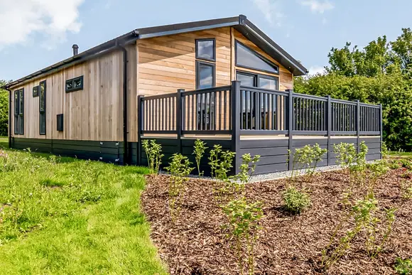 Stratford Upon Avon Lodge Retreat, Snitterfield, Stratford Upon Avon