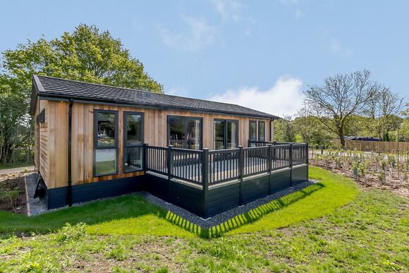 Claverdon Lodge - Stratford Upon Avon Lodge Retreat, Snitterfield, Stratford Upon Avon