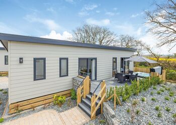 Elite Spa Lodge - St Mabyn Lodge Escape, Padstow