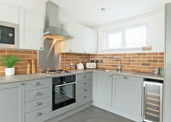Elite Spa Lodge - St Mabyn Lodge Escape, Padstow