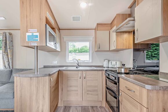 Gold Caravan 8 with parking P, Gold 3 Caravan with parking - St Minver, Rock