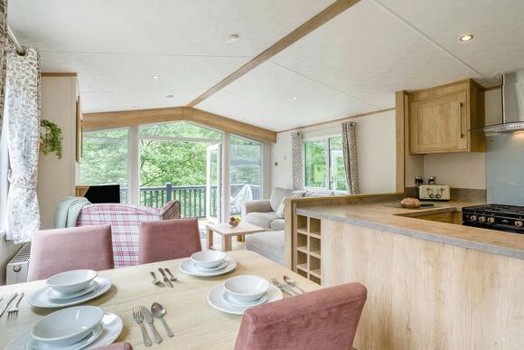 Gold Premium Caravan with parking, ensuite & decking P, Gold Premium Caravan with parking, ensuite & decking - St Minver, Rock