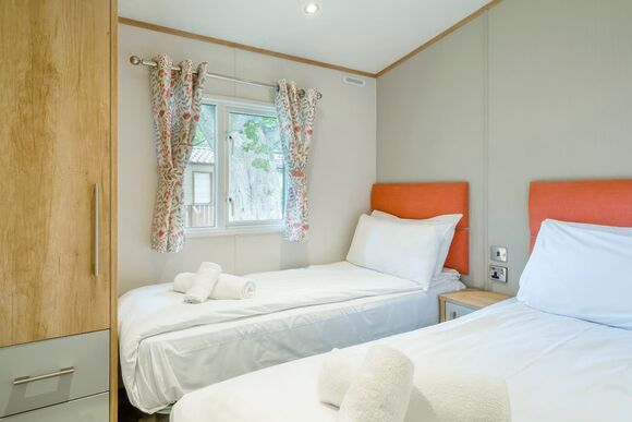 Gold Premium Caravan with parking, ensuite & decking, Gold Premium Caravan with parking, ensuite & decking P - St Minver, Rock