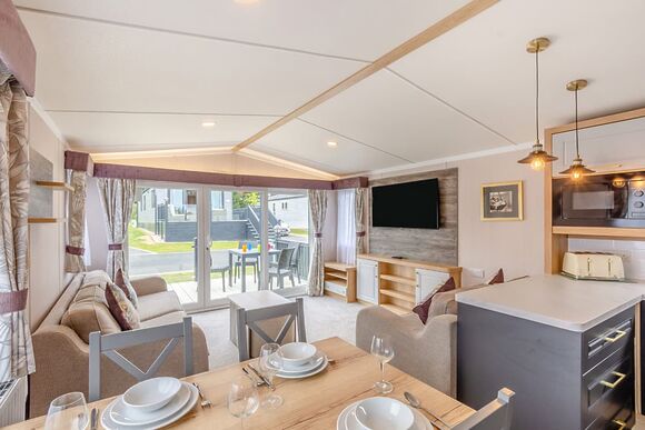 Gold Premium 2 Caravan with parking, ensuite & decking - St Minver, Rock