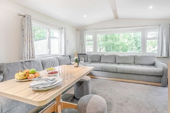 Silver Caravan with parking - St Minver, Rock