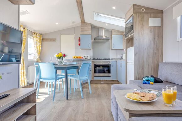 Silver 3 Caravan with parking & decking - St Minver, Rock