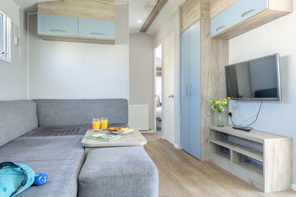 Silver 3 Caravan with parking & decking - St Minver, Rock