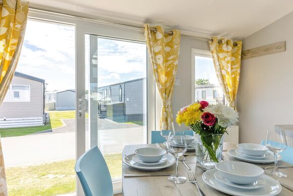 Silver 3 Caravan with parking & decking - St Minver, Rock