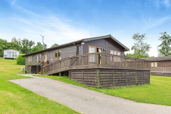 Deluxe 3 Lodge with ensuite & decking - St Minver, Rock