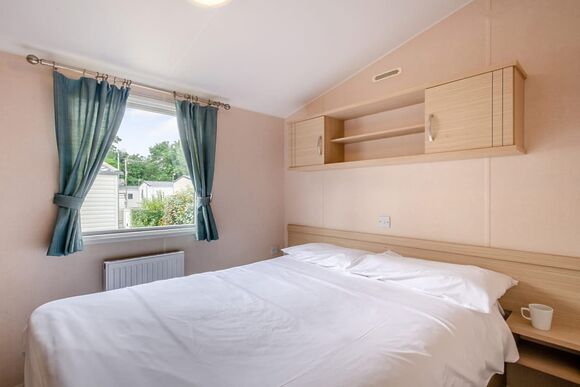 Bronze Premium 2 Bedroom Caravan, Sleeps 6. - St Minver, Rock