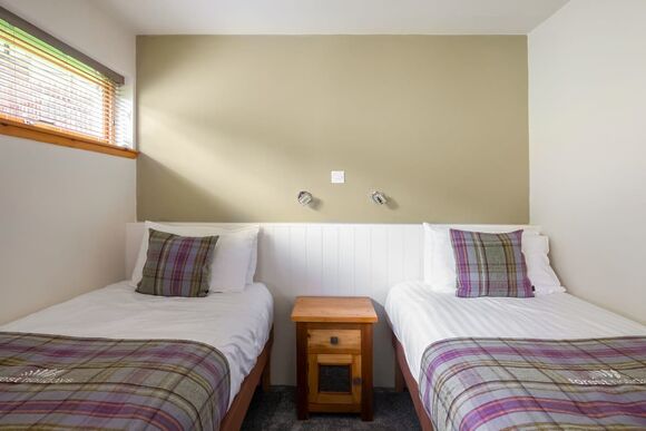 Classic Golden Oak 3 (Pet) - Strathyre Lodges, Callander, Stirlingshire