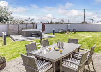 Piran Cottage Premier - Piran Meadows Resort, Newquay