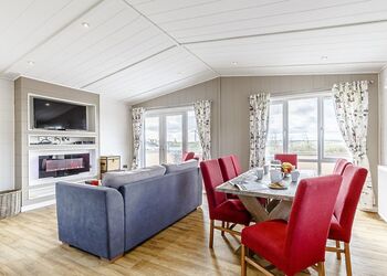 Perranporth Premier Lodge - Piran Meadows Resort, Newquay