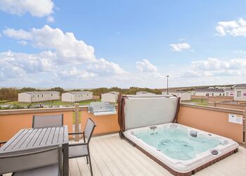 Wadebridge Premier 2 - Piran Meadows Resort, Newquay