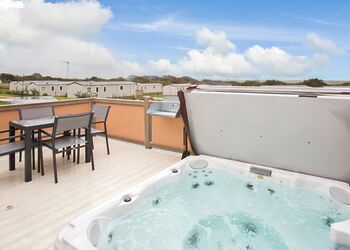 Wadebridge Premier 2 - Piran Meadows Resort, Newquay