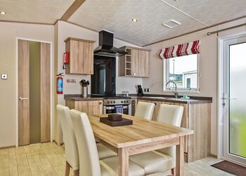 Wadebridge Premier 2 - Piran Meadows Resort, Newquay