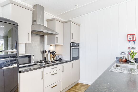 Truro Premier Lodge - Piran Meadows Resort, Newquay