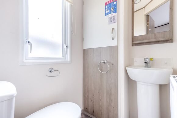 Gold Caravan with parking 6 - Sundrum Castle, Ayr, Ayrshire and Arran