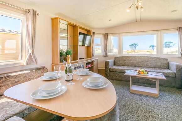 Gold 2  Caravan slps 6  parking, decking, Gold Caravan with parking & decking P, Gold Caravan with parking & decking - Sundrum Castle, Ayr, Ayrshire and Arran