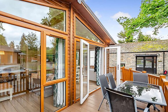 Deluxe 3 Lodge slps 8 ensuite and decking - Sundrum Castle, Ayr, Ayrshire and Arran