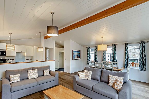 Deluxe 3 Lodge slps 8 ensuite and decking P - Sundrum Castle, Ayr, Ayrshire and Arran