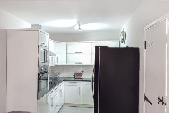 Valley Vineyard Vale - Sunnyvale Holiday Park, Saundersfoot