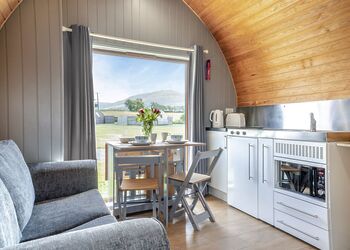 The Roseberry - South View Retreat , Great Busby