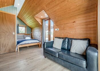 The Carlton - South View Retreat , Great Busby